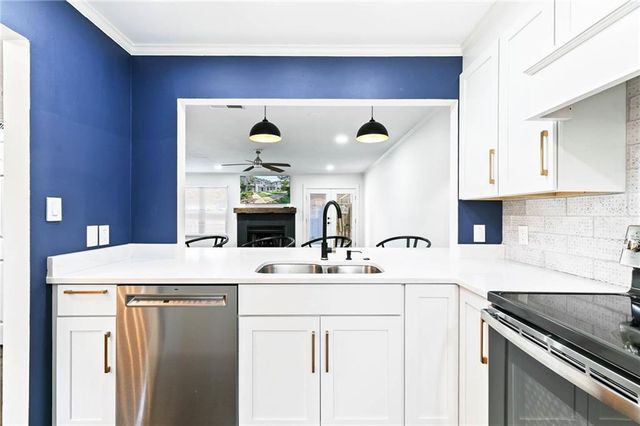 6651 Jackson Square, Daphne, AL 36526