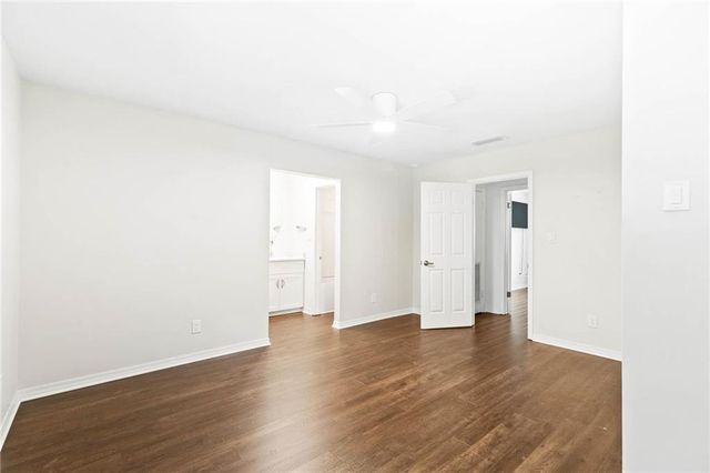 6651 Jackson Square, Daphne, AL 36526