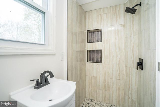 201 MORRISON AVE, Hightstown, NJ 08520