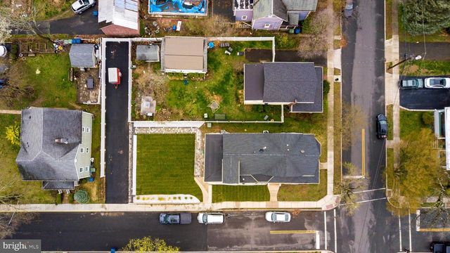 201 MORRISON AVE, Hightstown, NJ 08520