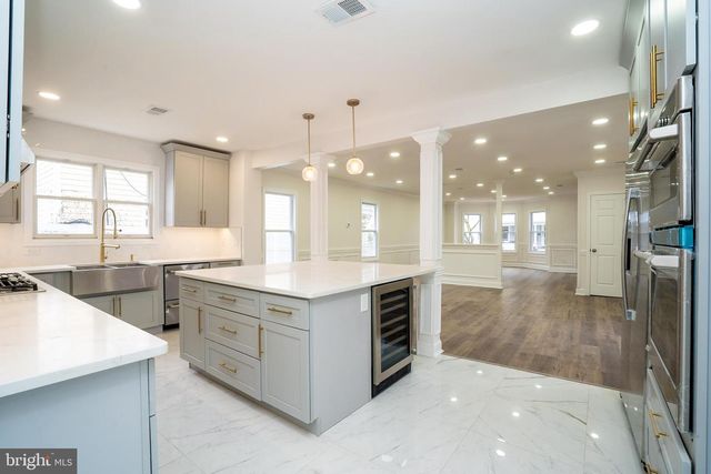 201 MORRISON AVE, Hightstown, NJ 08520