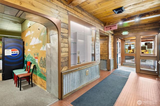 758 Peace Portal Drive, Blaine, WA 98230