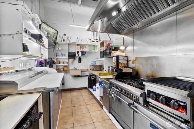 758 Peace Portal Drive, Blaine, WA 98230