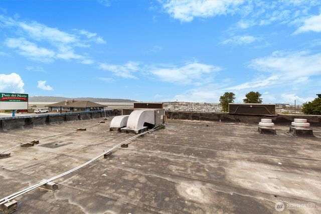 758 Peace Portal Drive, Blaine, WA 98230