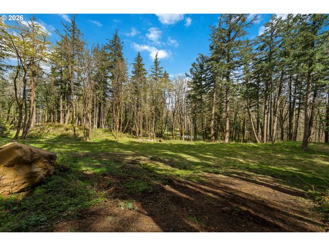 445 COUNTRY CLUB Rd, Hood River, OR 97031