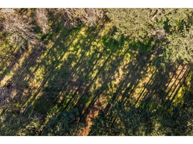 445 COUNTRY CLUB Rd, Hood River, OR 97031