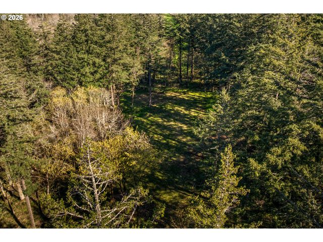 445 COUNTRY CLUB Rd, Hood River, OR 97031