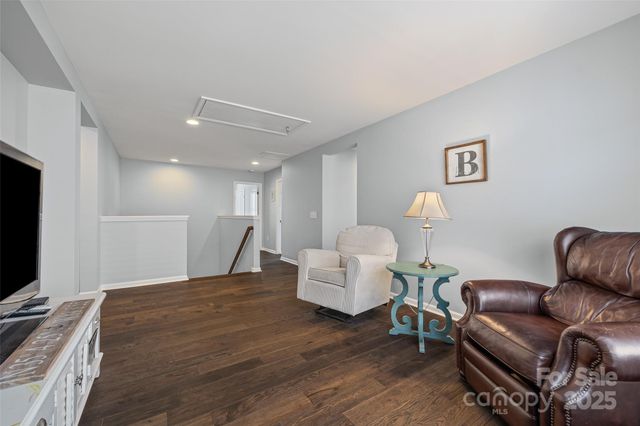 15338 Oleander Drive, Charlotte, NC 28278