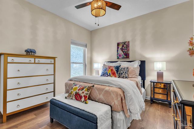 9895 Rail Cir, Pensacola, FL 32507