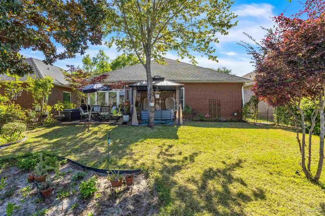 9895 Rail Cir, Pensacola, FL 32507