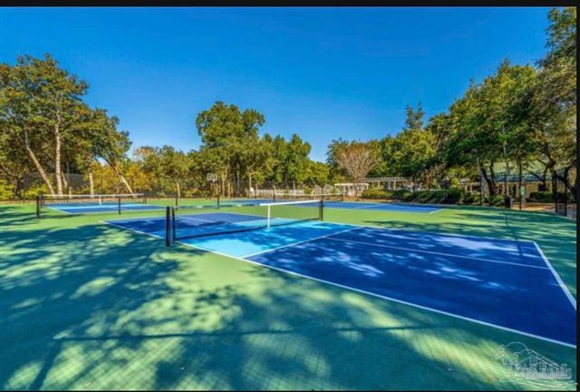 9895 Rail Cir, Pensacola, FL 32507