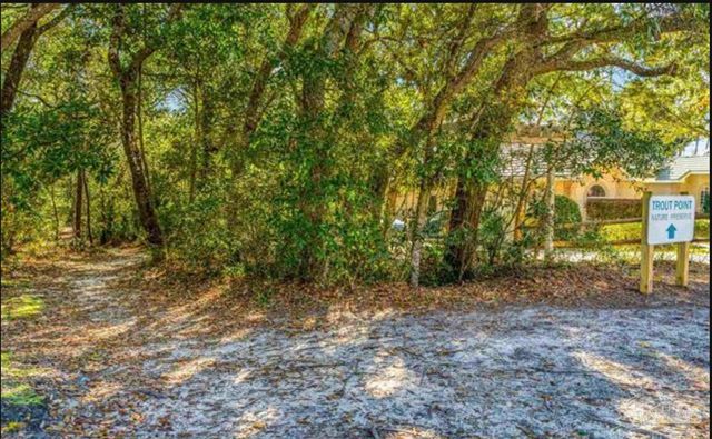 9895 Rail Cir, Pensacola, FL 32507