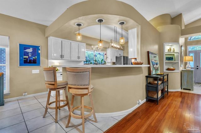 9895 Rail Cir, Pensacola, FL 32507