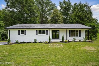 588 Meadowbrook Drive, Mcminnville, TN 37110
