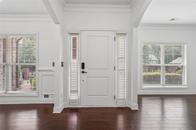 5811 Kendrix Ridge Drive, Sugar Hill, GA 30518