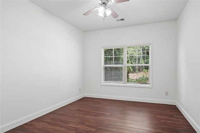 5811 Kendrix Ridge Drive, Sugar Hill, GA 30518
