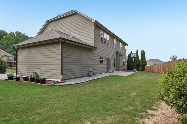 5811 Kendrix Ridge Drive, Sugar Hill, GA 30518