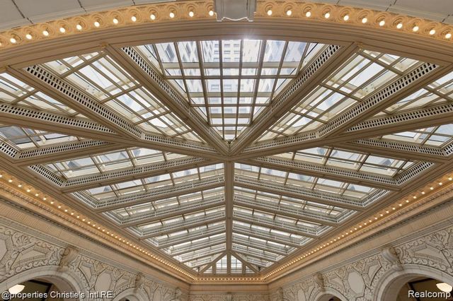 1 Park Avenue 1204, Detroit, MI 48226