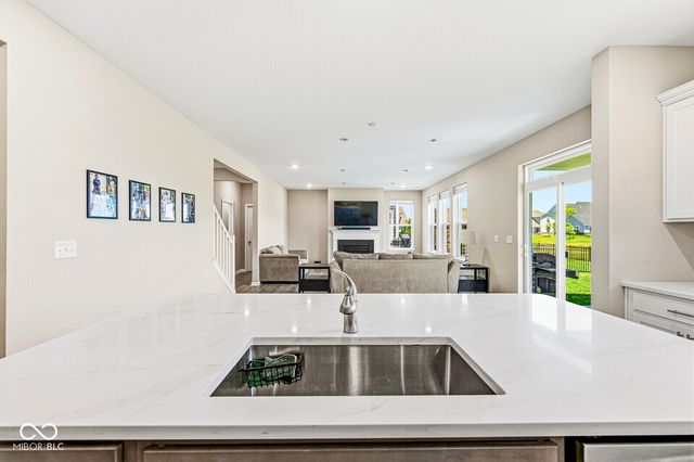 20427 N Pacific Avenue, Westfield, IN 46074
