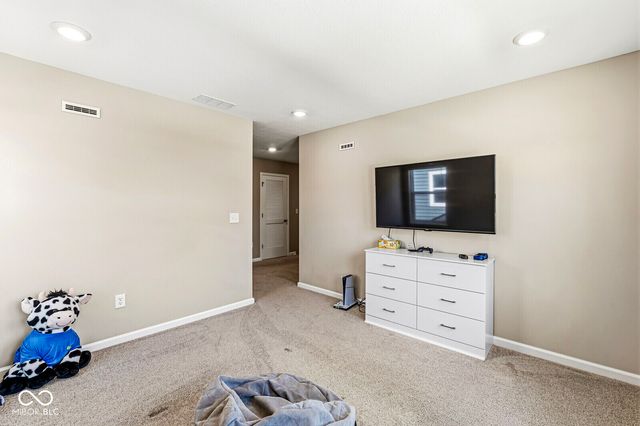20427 N Pacific Avenue, Westfield, IN 46074