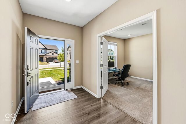 20427 N Pacific Avenue, Westfield, IN 46074