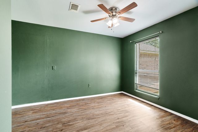 1150 35TH NE, Paris, TX 75462