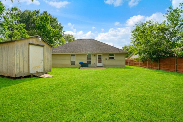 1150 35TH NE, Paris, TX 75462