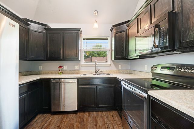 1150 35TH NE, Paris, TX 75462