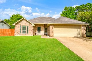 1150 35TH NE, Paris, TX 75462