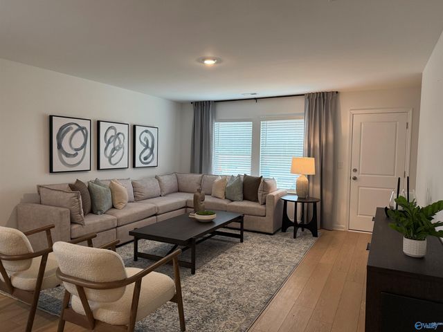 197 Clear Creek Drive, Decatur, AL 35603