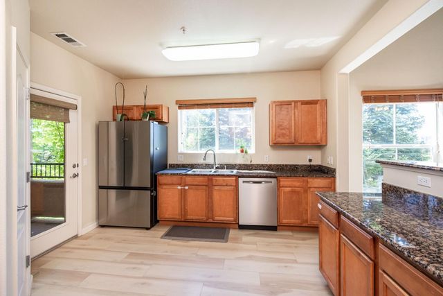1716 Vessona Cir, Folsom, CA 95630