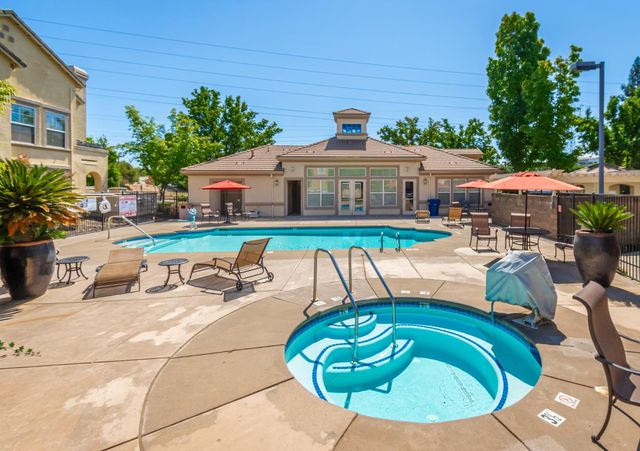 1716 Vessona Cir, Folsom, CA 95630