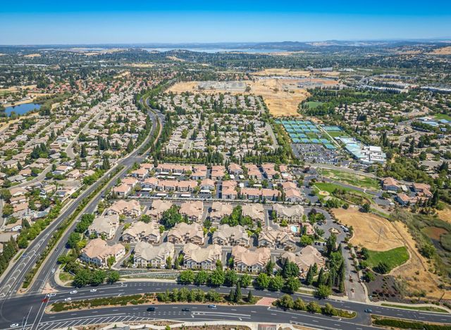 1716 Vessona Cir, Folsom, CA 95630