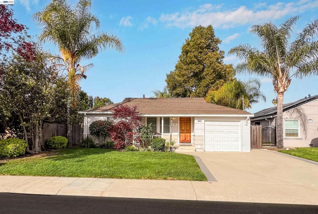 32287 Ithaca St, Hayward, CA 94544