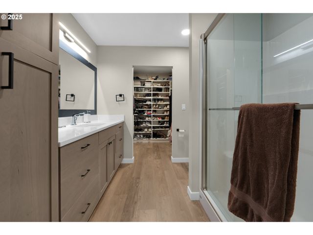 1350 13TH Ave, Seaside, OR 97138