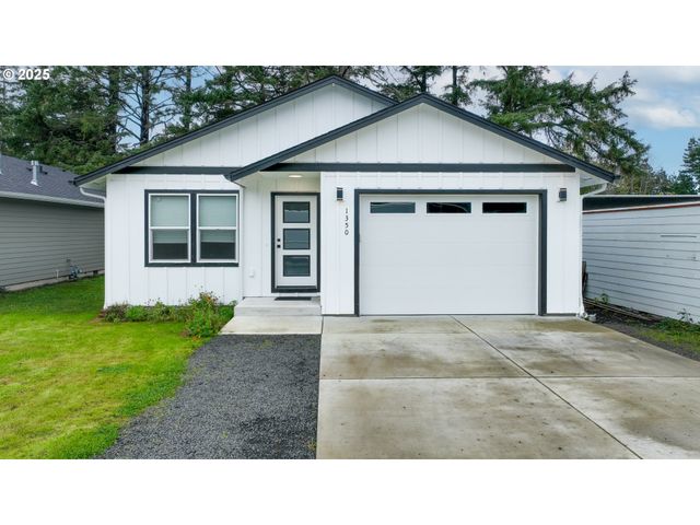 1350 13TH Ave, Seaside, OR 97138