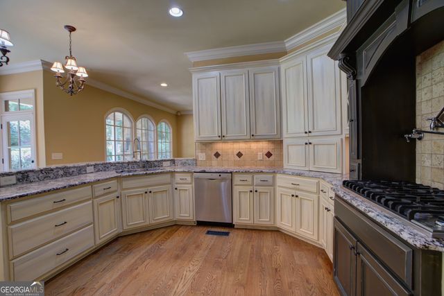 320 N River Road, Rome, GA 30161