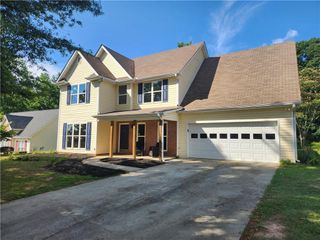 6072 Devonshire Drive, Flowery Branch, GA 30542