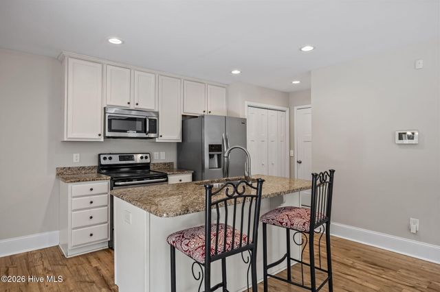520 W Connecticut Avenue, Southern Pines, NC 28387