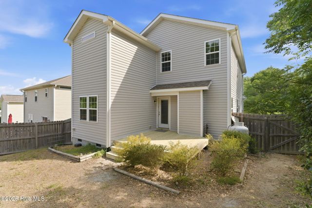 520 W Connecticut Avenue, Southern Pines, NC 28387