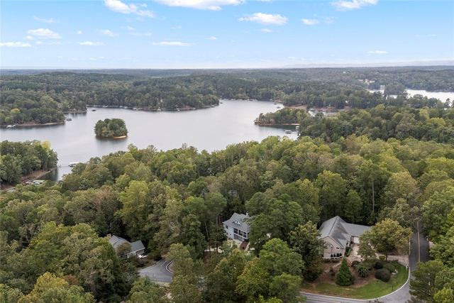 2 Lookout Lane, Salem, SC 29676