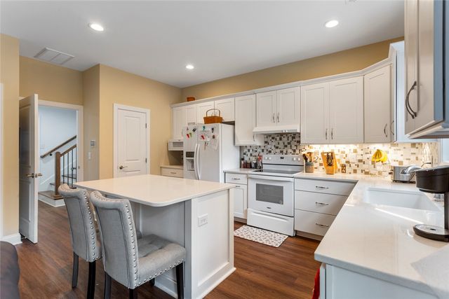 2 Lookout Lane, Salem, SC 29676