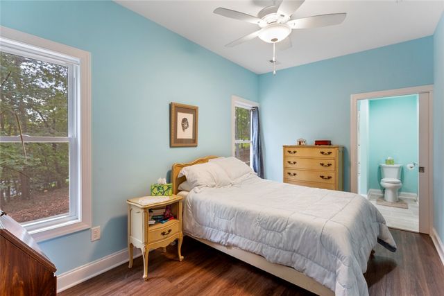 2 Lookout Lane, Salem, SC 29676