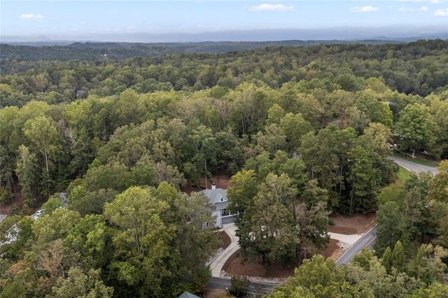 2 Lookout Lane, Salem, SC 29676