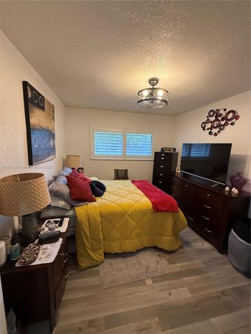 7429 SW 152nd Ave 13-202, Miami, FL 33193