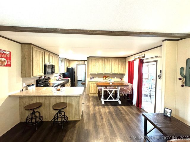 421171 E 1168 Road, Eufaula, OK 74432