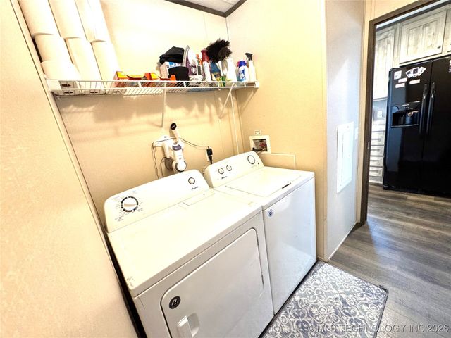 421171 E 1168 Road, Eufaula, OK 74432