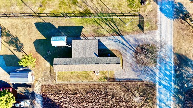 421171 E 1168 Road, Eufaula, OK 74432