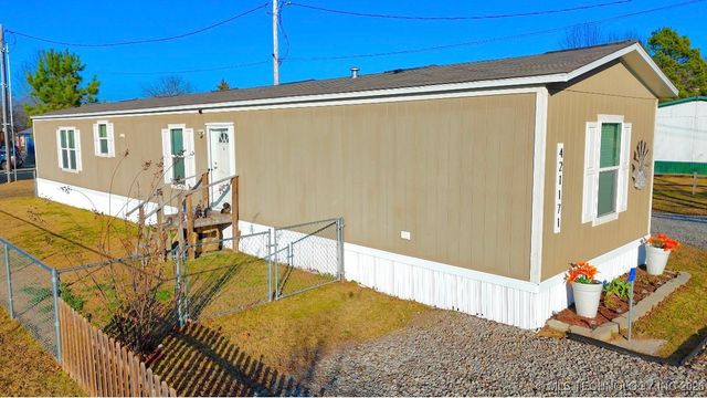 421171 E 1168 Road, Eufaula, OK 74432