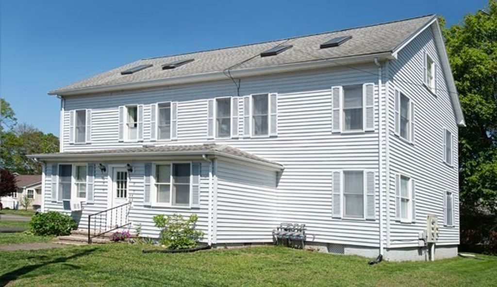 21 Mount Tom Ave 21, Easthampton, MA 01027